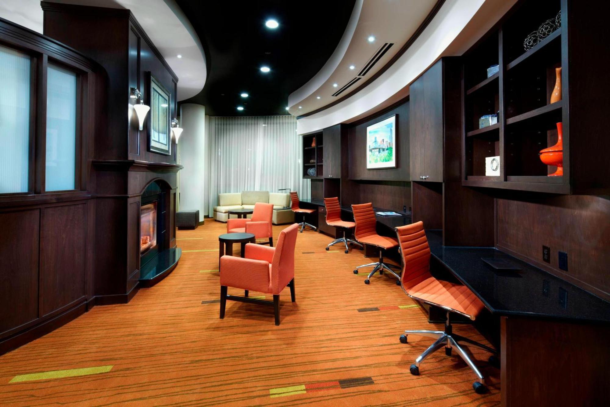 Courtyard By Marriott Pittsburgh West Homestead Waterfront Eksteriør billede