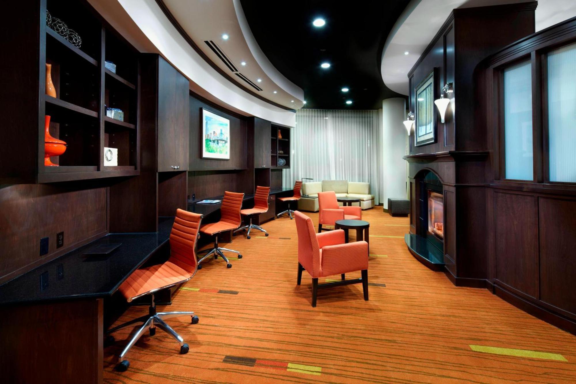Courtyard By Marriott Pittsburgh West Homestead Waterfront Eksteriør billede