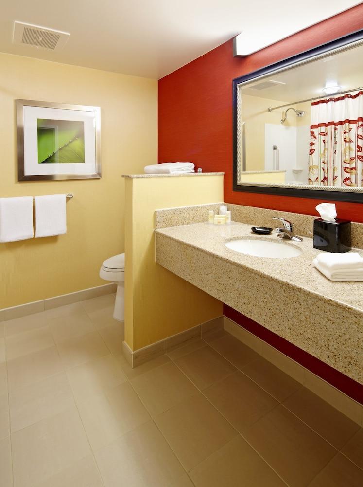 Courtyard By Marriott Pittsburgh West Homestead Waterfront Eksteriør billede